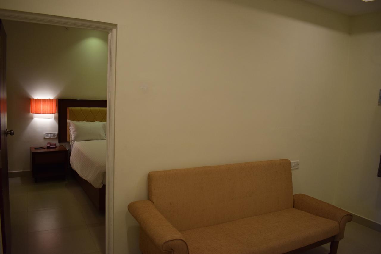 Ak Sea View Residency Hotel Pondicherry Bilik gambar