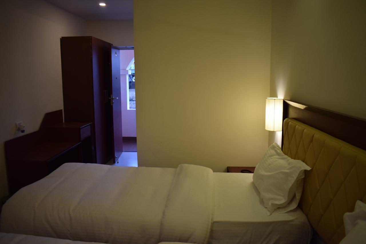 Ak Sea View Residency Hotel Pondicherry Bilik gambar